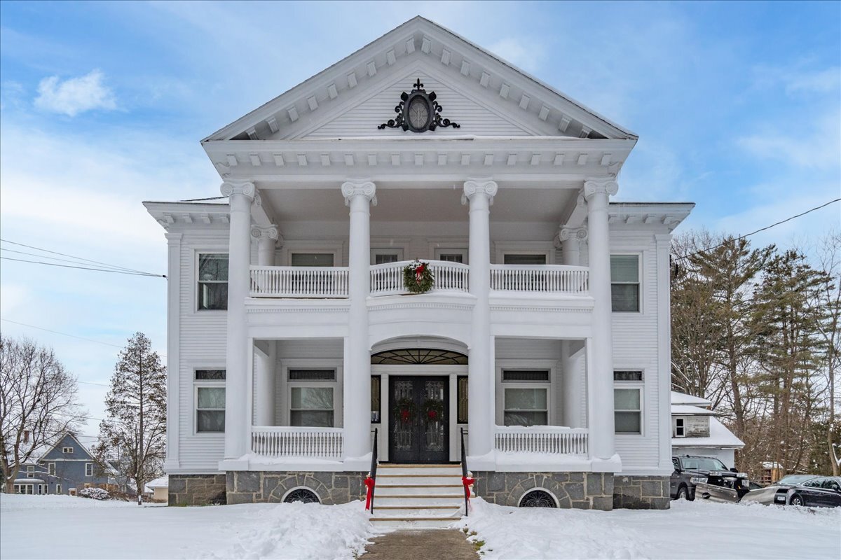 409 S Melcher St Unit 3, Johnstown, NY 12095 Apartments in Johnstown