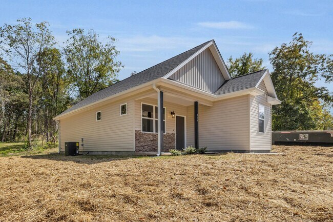 Photo - 806 Hogan Rd House