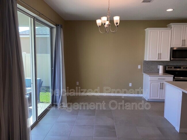 Building Photo - 1709 Felicity Ln