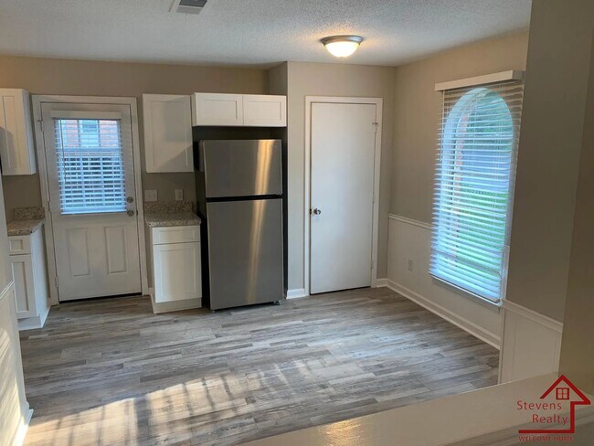 Foto del edificio - 4380 Delashmitt Rd