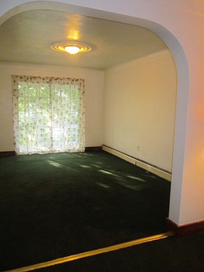 Dining Room - 732 Grandview Ave