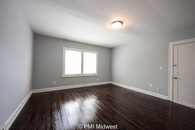 Building Photo - 1531 S Talbott St