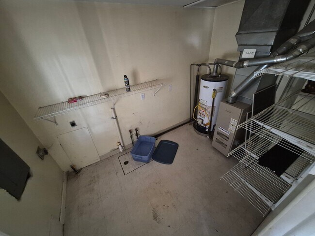 Foto del edificio - 1621 Stocker Ave