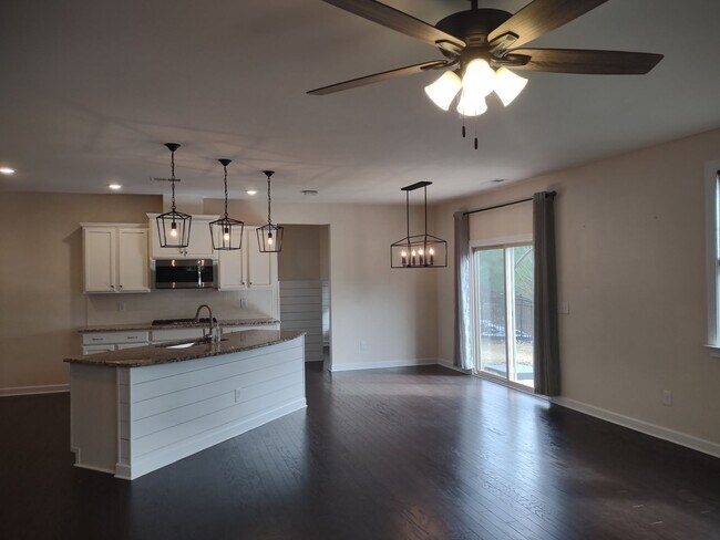 Foto del edificio - Beautiful home located in the Millbridge C...