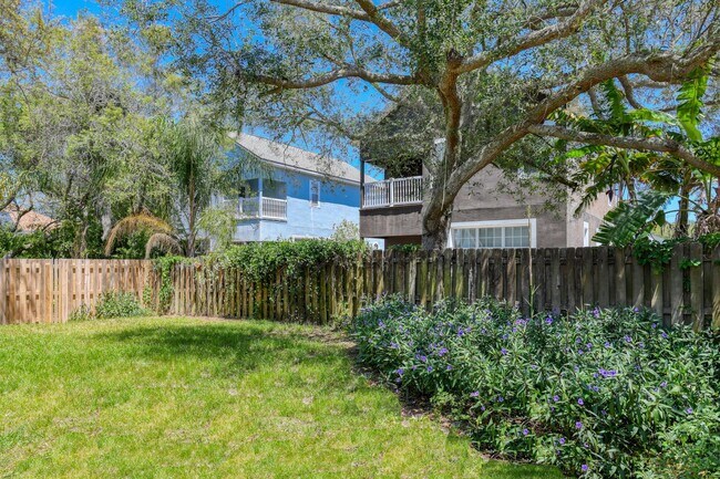 Building Photo - 3410 A1A S