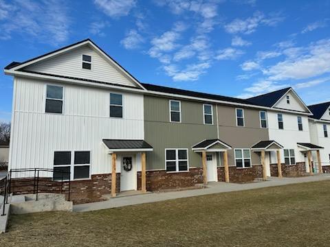 Foto principal - 1881 Maple Tree Ln