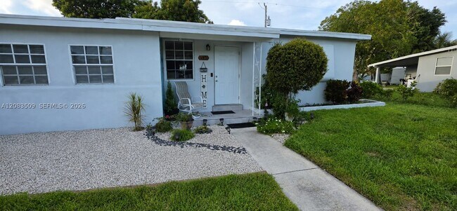 Foto del edificio - 1533 NE 48th St