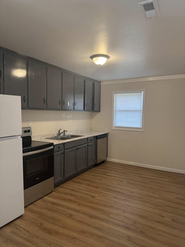 Foto del edificio - 150 Greenfield Dr