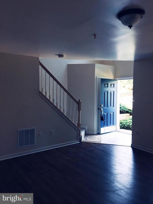 Foto principal - 8504 Side Saddle Ct