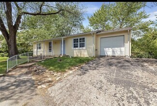 Building Photo - 3 Plum Tree Dr