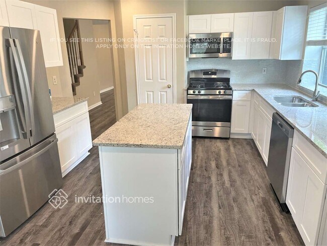 Foto del edificio - 8919 Village Hills Dr