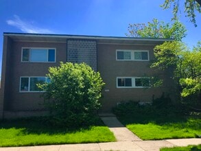 Building Photo - 8723 Trumbull Ave
