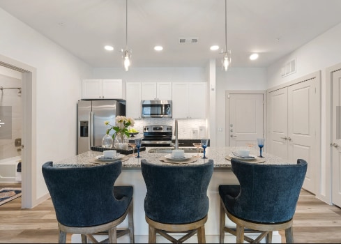 Building Photo - 398 Grand Vlg Blvd