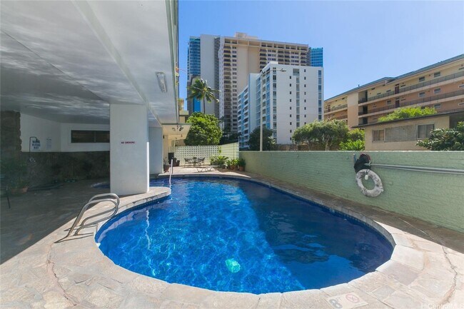 Foto del edificio - 445 Kaiolu St