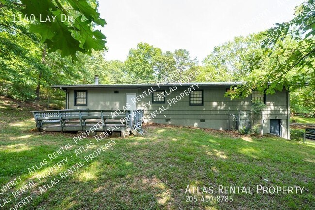 Building Photo - 1140 Lay Dr