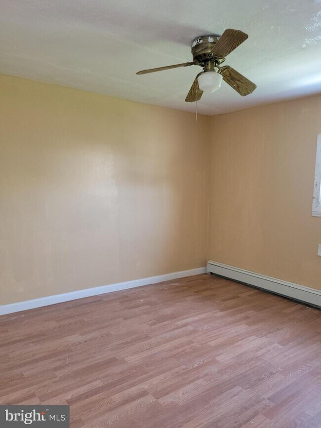 Foto del edificio - 1713 Reverend J J Walters Ave