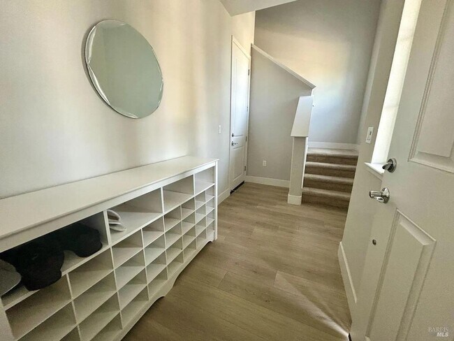 Foto del edificio - 312 Pear Tree Ter