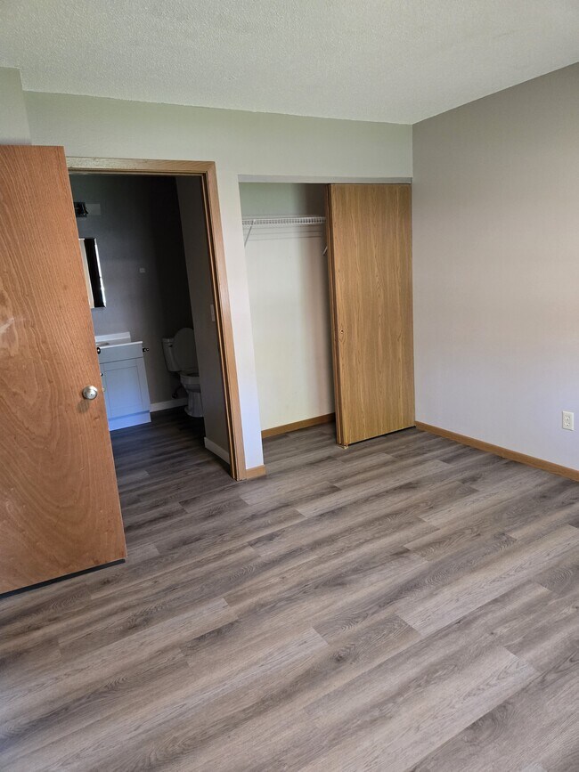 Foto del edificio - 8th & 8th Apartments