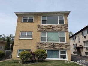 Building Photo - 8714 W Fullerton Ave