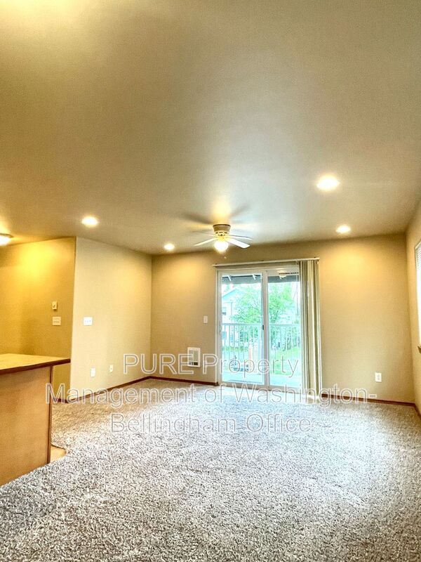 Foto del edificio - 2421 St Paul St