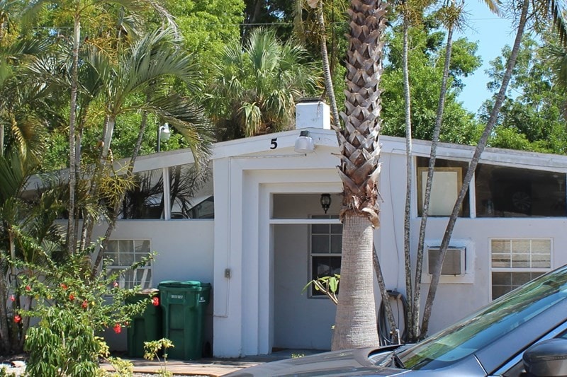 Primary Photo - 3000 Areca Ave