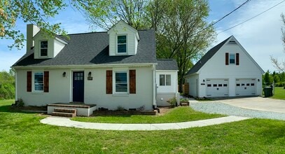 Building Photo - 2181 Old Durham Rd