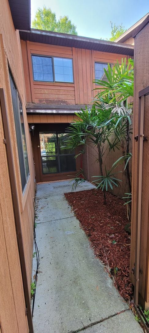Foto del edificio - 2 Bedroom/2 Bath Townhome in Rockwood Villas