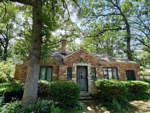 Building Photo - 1777 S Shore Dr