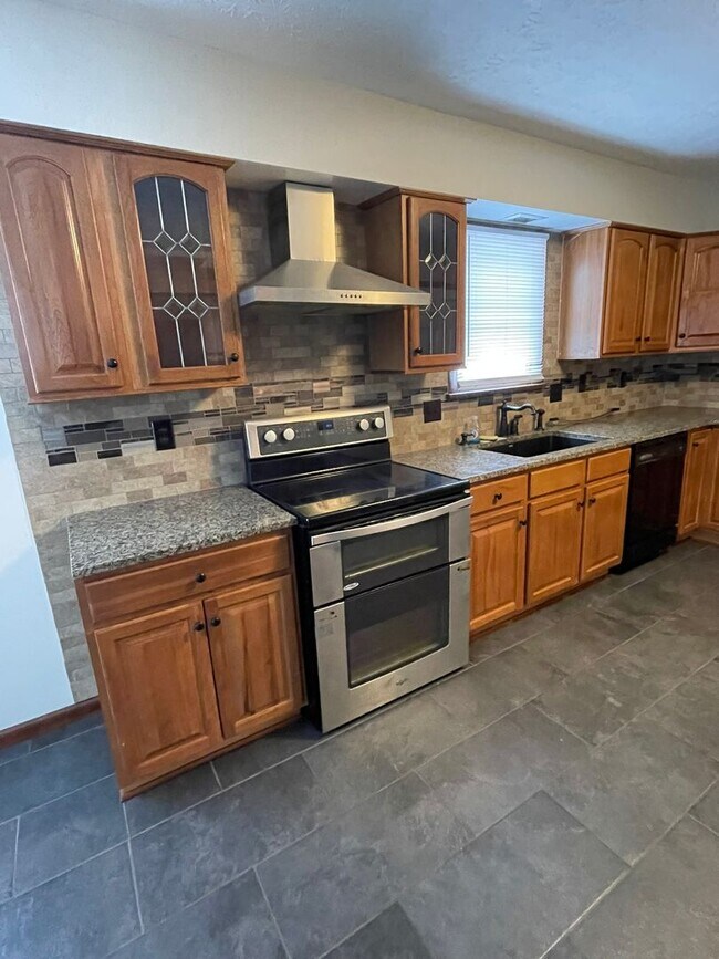 Foto del edificio - Remodeled Single Family Home For Rent - 3 ...