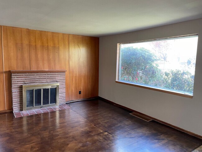 Foto del edificio - Green Lake Charmer with Garage