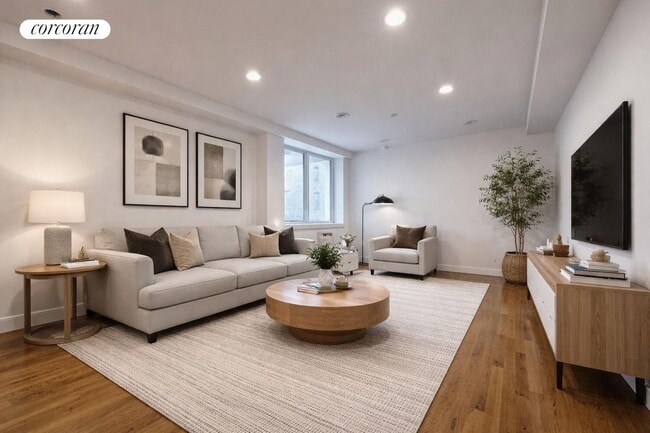 Building Photo - 1288 E 19th St