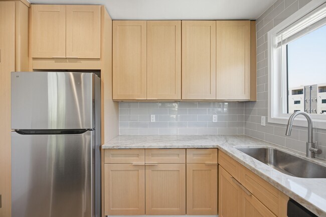 Foto del edificio - 4321 Saugus Ave