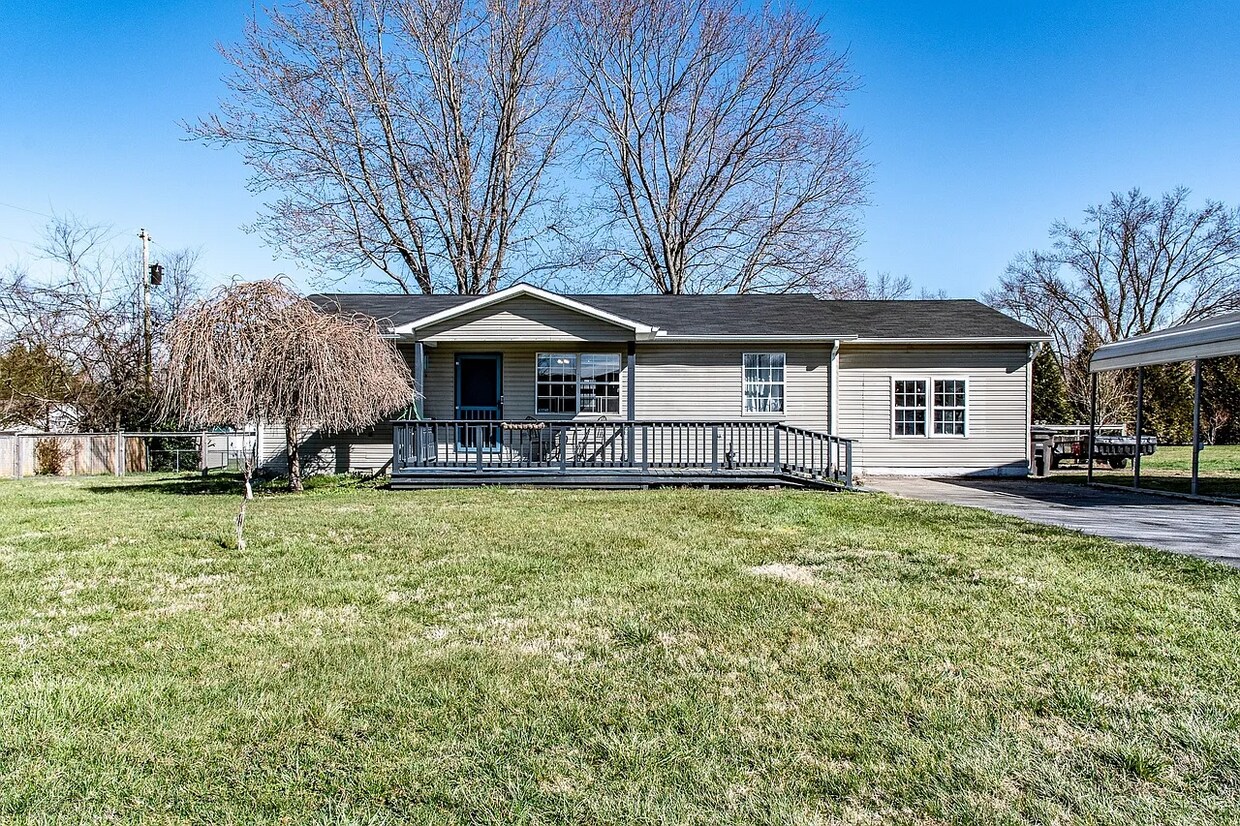 Primary Photo - 270 Durant St
