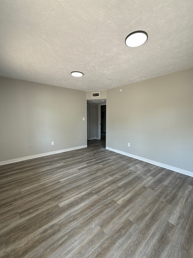 Foto del edificio - 1258 Fairground Rd