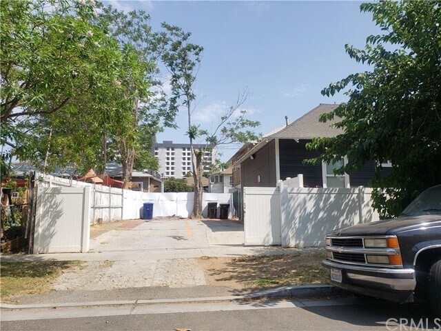 Building Photo - 3891 5th St