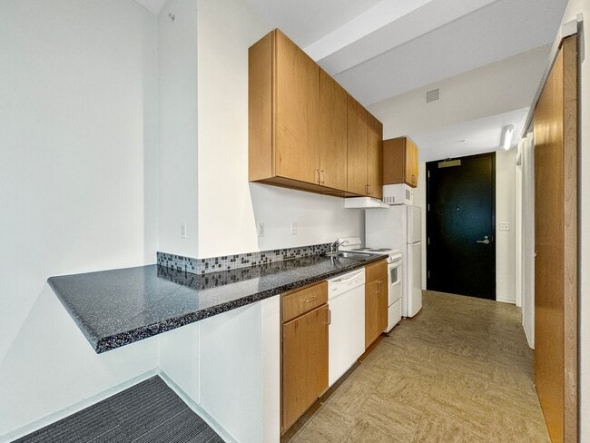 Interior Photo - The Des Moines Building