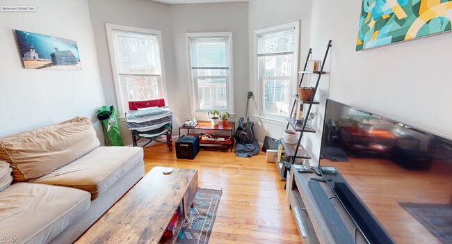 Building Photo - 23 Tufts St