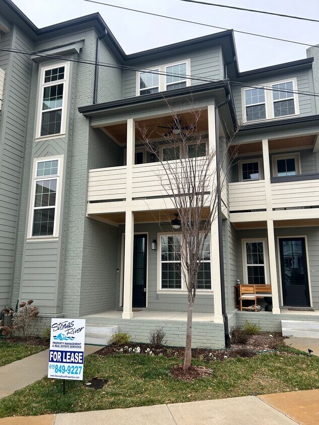 Primary Photo - Jefferson Heights 2 Bed | 2.5 Bath | 3 Sto...