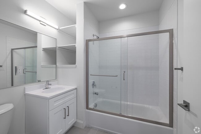 Building Photo - 186 Market St