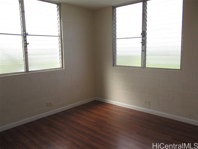 Building Photo - 94-494-494 Farrington Hwy
