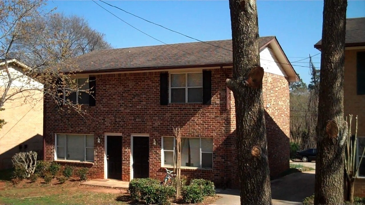 Building Photo - 373-375 Mimosa Dr