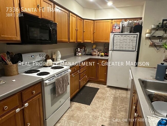 Foto del edificio - 7336 Santa Fe Trail