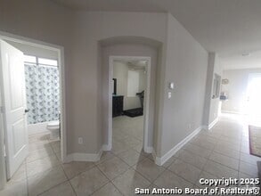 Building Photo - 1443 Nicholas Manor