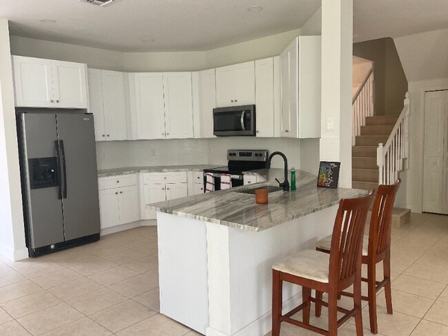 Foto del edificio - 5353 Grand Banks Blvd