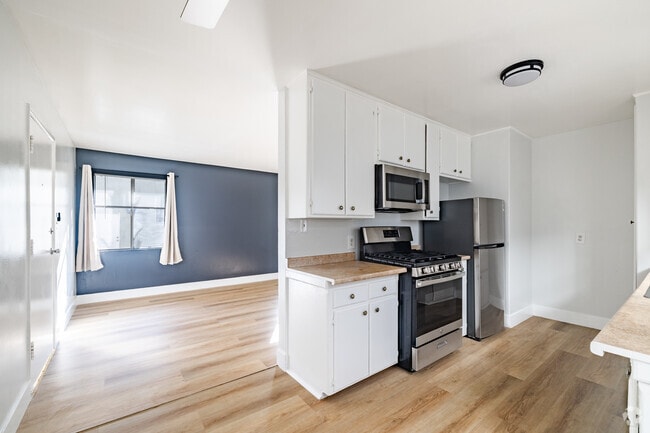 Interior Photo - 921 N. Cedar St.