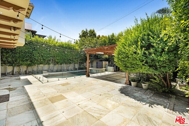 Foto del edificio - 219 S Willaman Dr