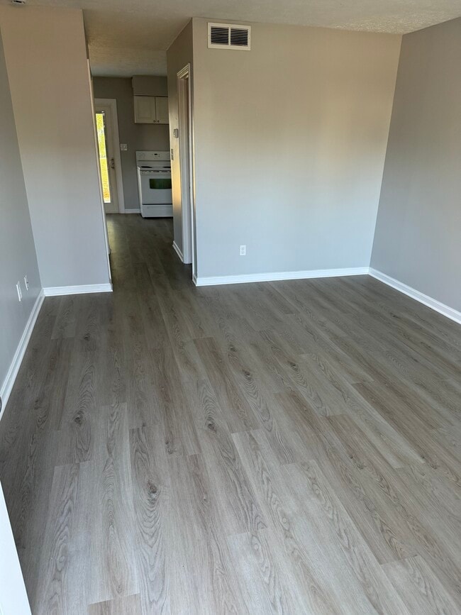 Foto del edificio - 1705 Wickland Ct