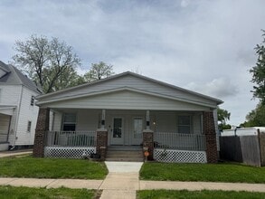 Building Photo - 1235 N 8th St