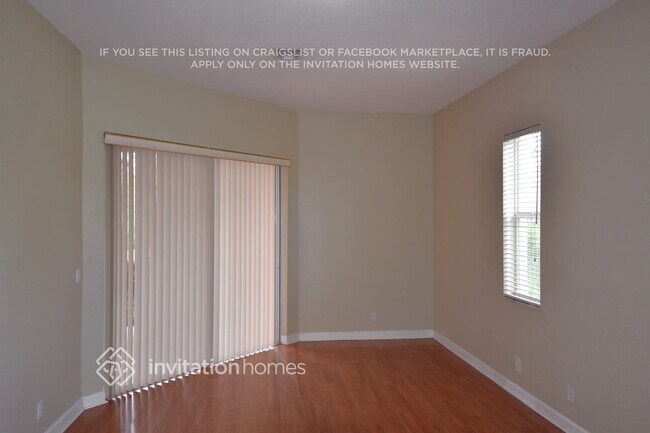 Foto del edificio - 6469 Bay Island Ct