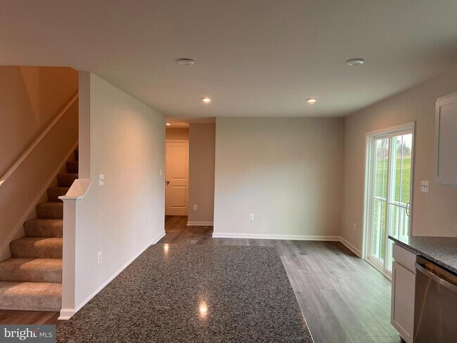 Foto del edificio - 801 Otero Ln